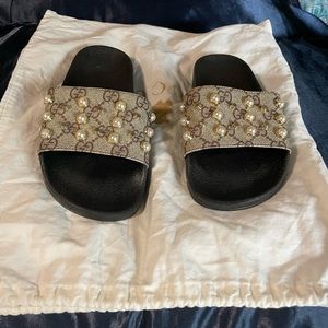 Authentic Gucci skids slides